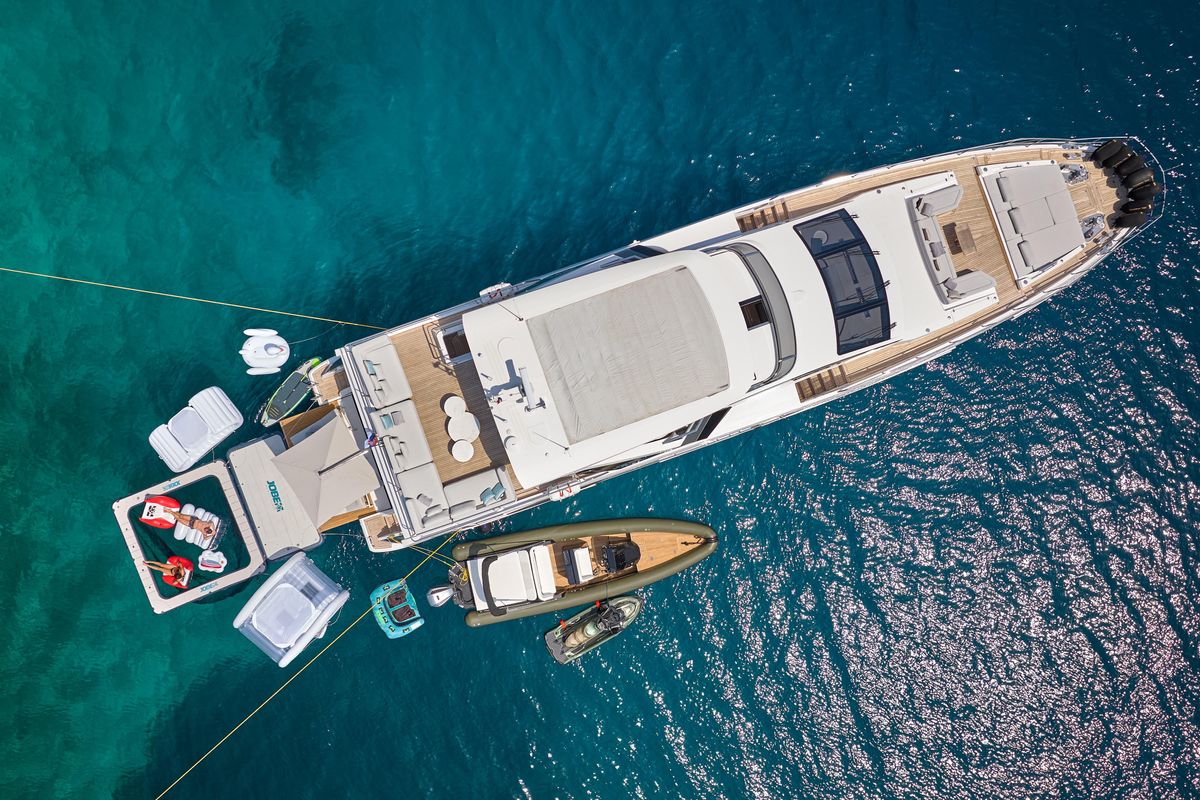 2024 Azimut 87 