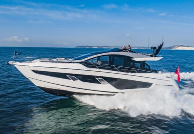 2022 Sunseeker 65 Sport Yacht