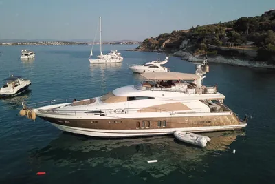 Fairline Squadron 74