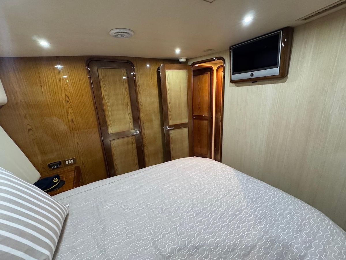 2008 Ocean Yachts 54 