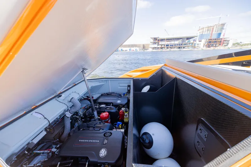  Yacht Photos Pics Engine compartment of 2022 SAY Carbon Yachts 42 Open with Volvo Penta engine.
