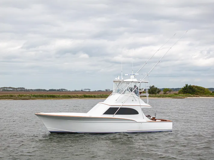Megabite Yacht Photos Pics 