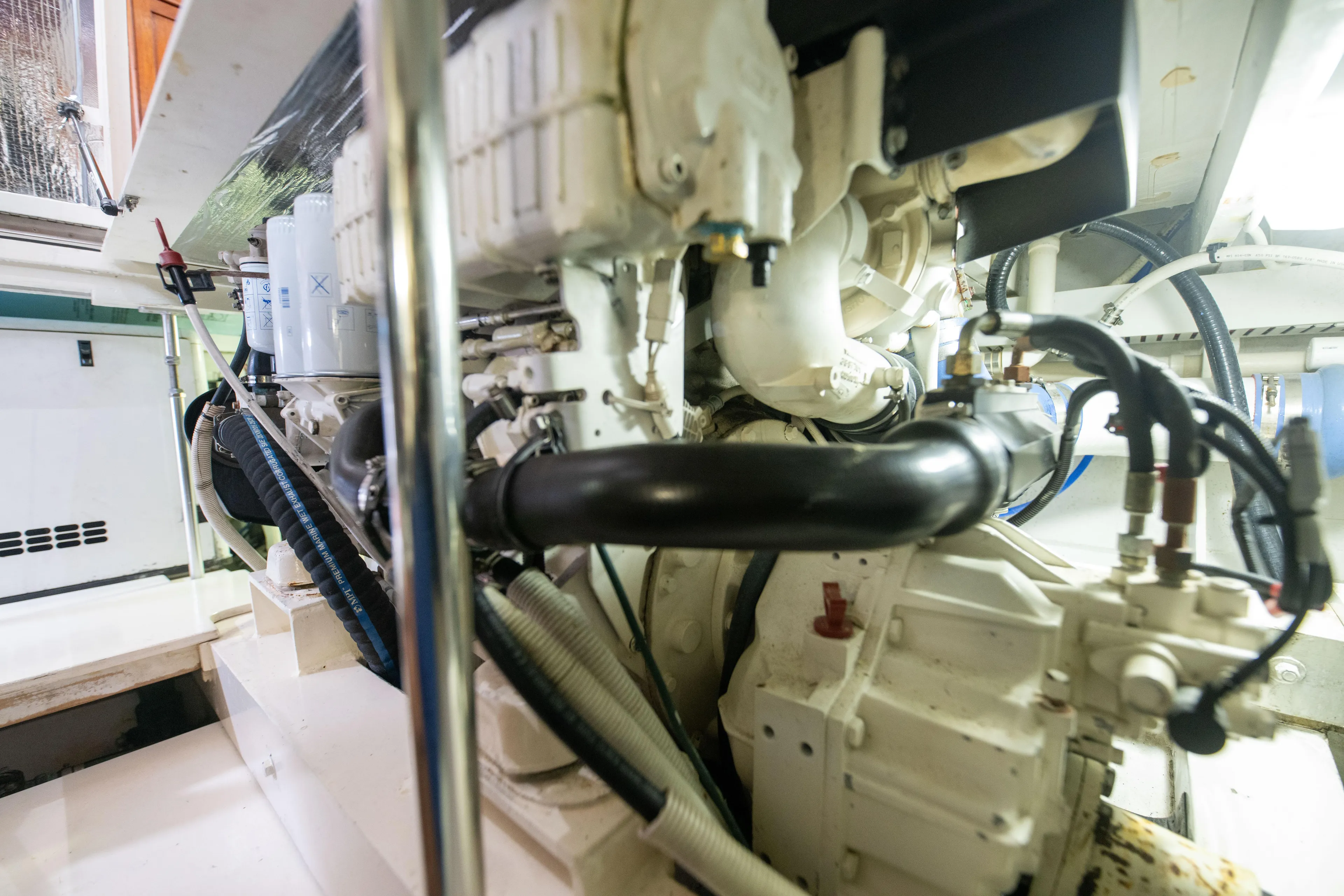 Megabite Yacht Photos Pics 