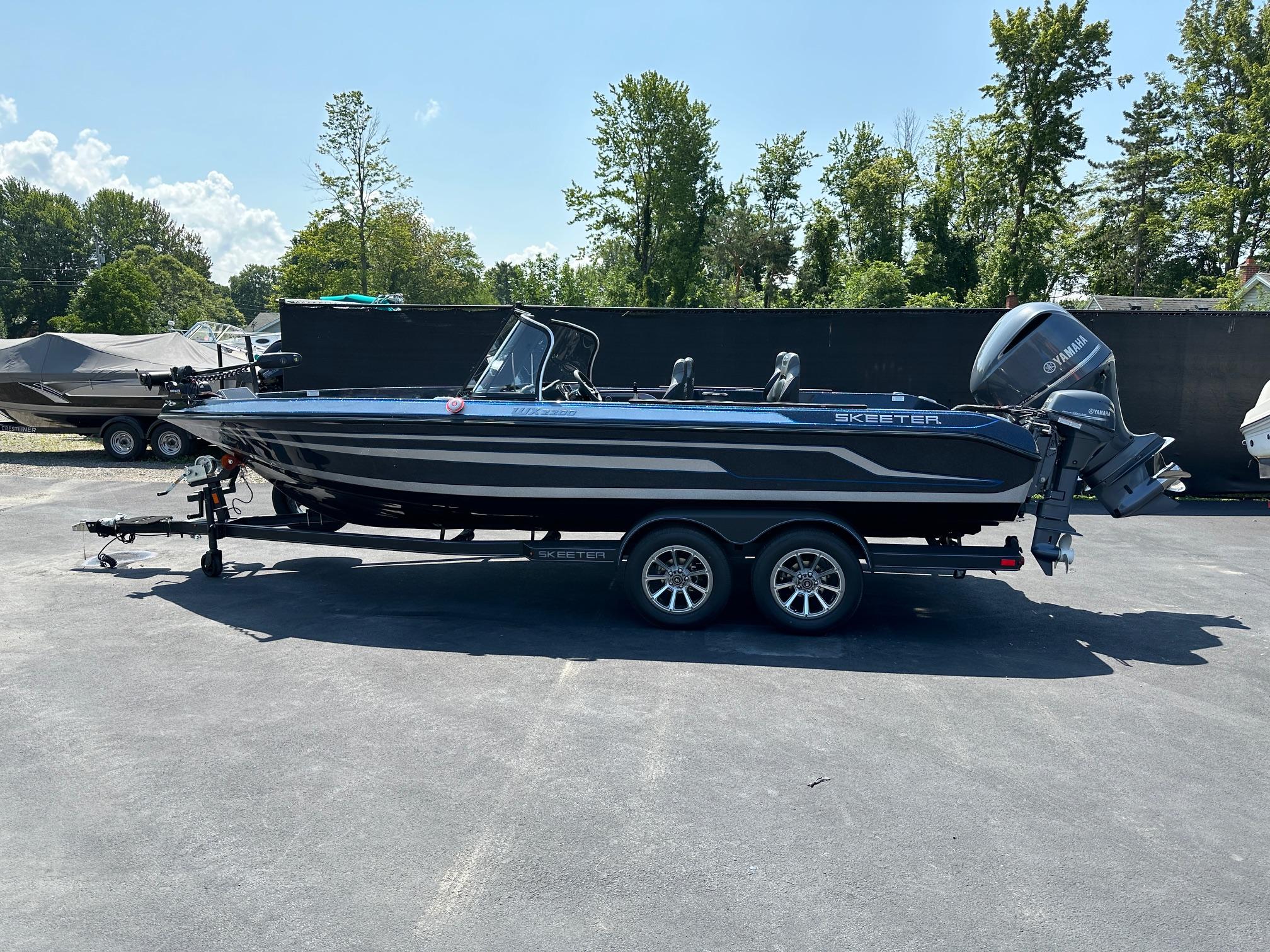 Skeeter WX2200