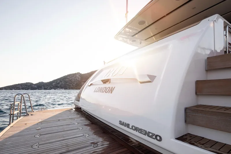  Yacht Photos Pics Sanlorenzo SL86 yacht, 2017 model, docked with scenic ocean view and sunlit deck.