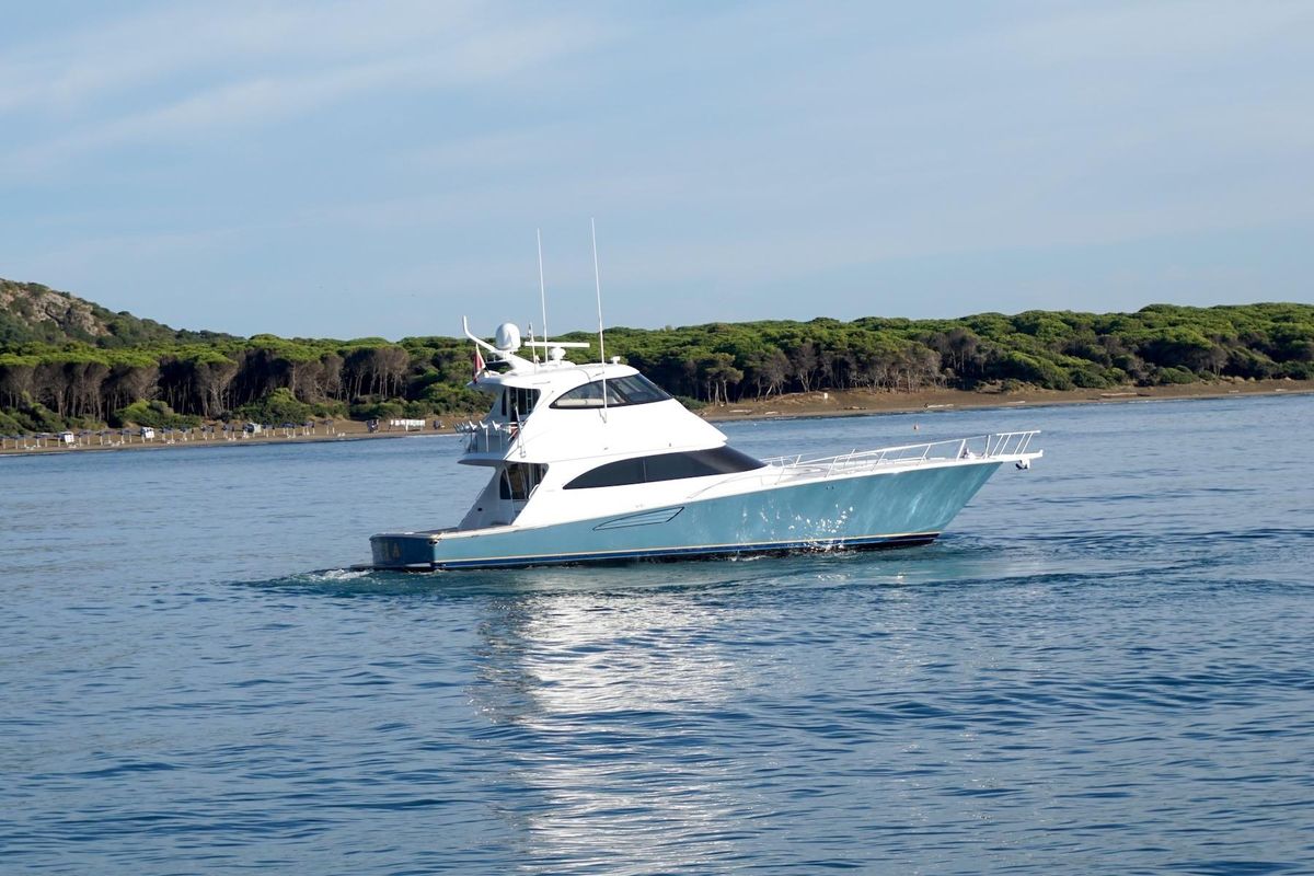 2017 Viking 62 