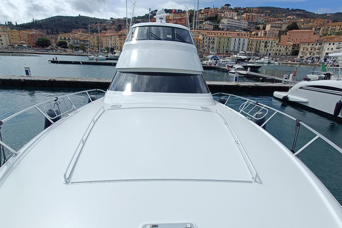 2017 Viking 62 