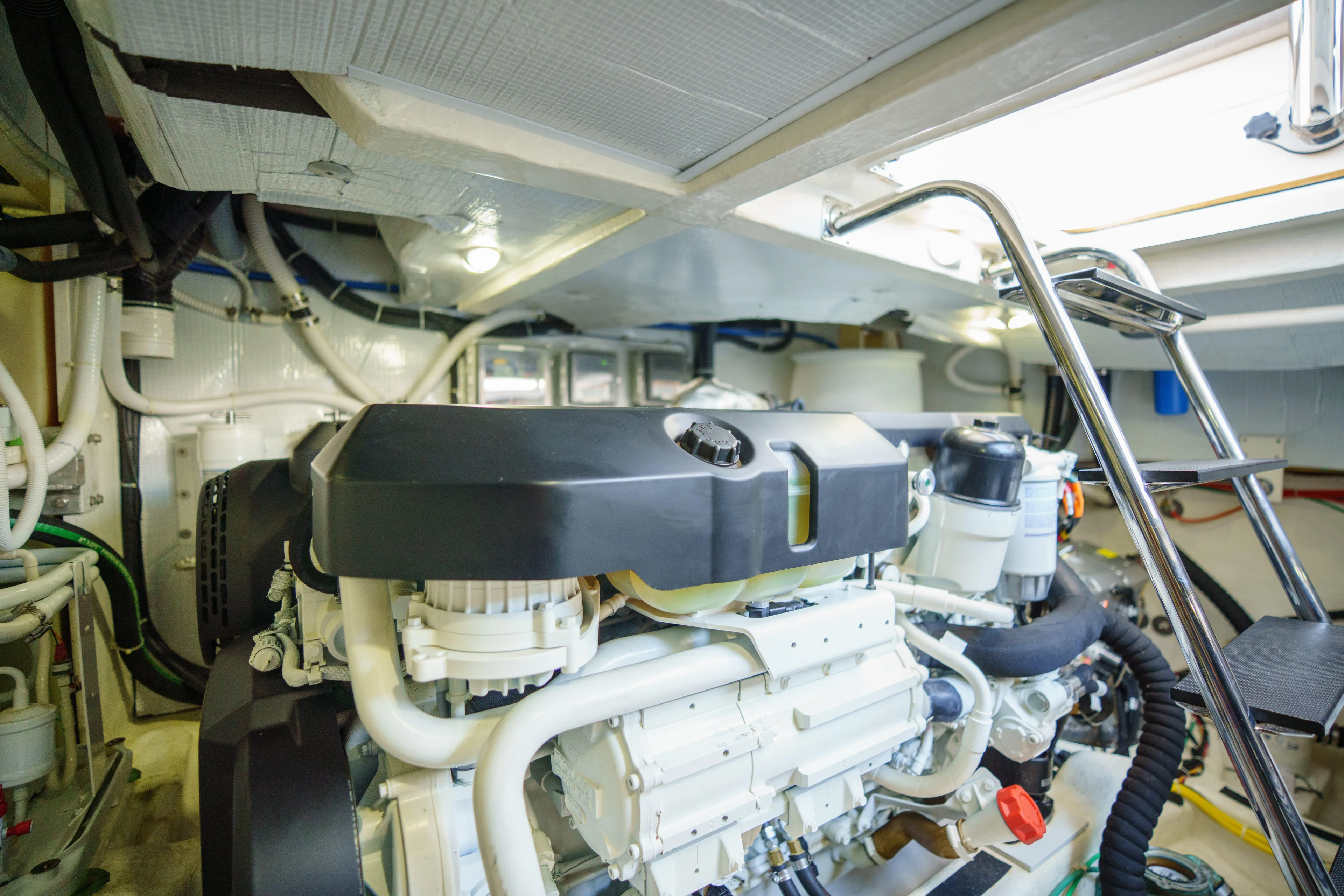 Gracious Yacht Photos Pics 