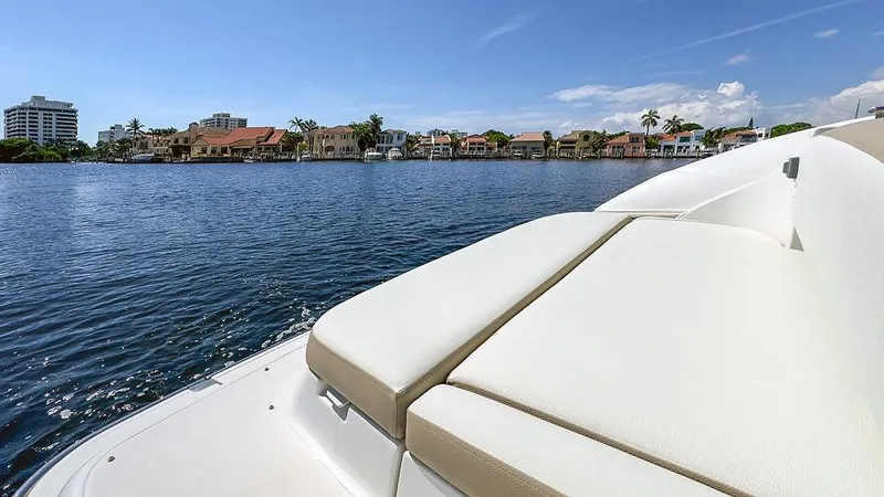  Yacht Photos Pics 2014 Cobalt -