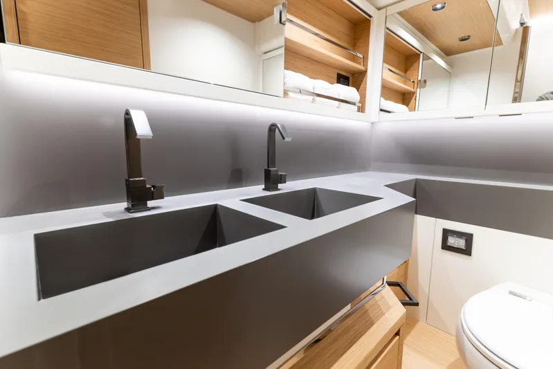 Available Now Yacht Photos Pics 