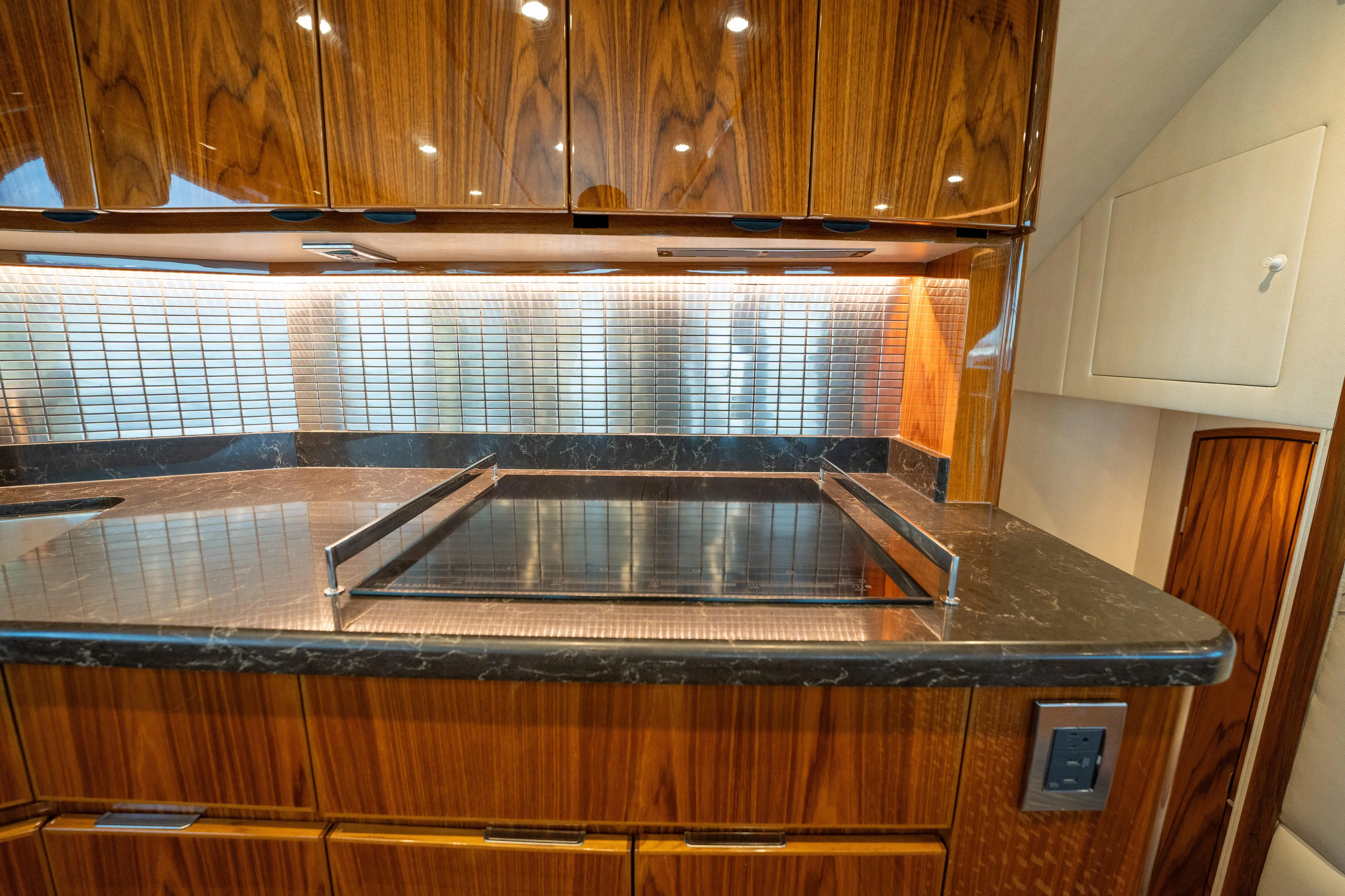 Cabo Chaos Yacht Photos Pics 