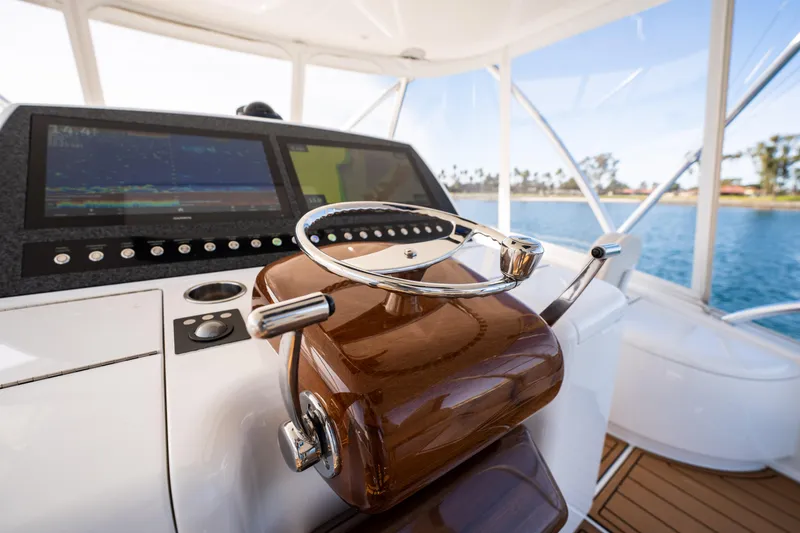 Cabo Chaos Yacht Photos Pics 