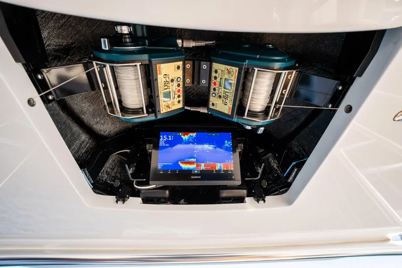 Cabo Chaos Yacht Photos Pics 