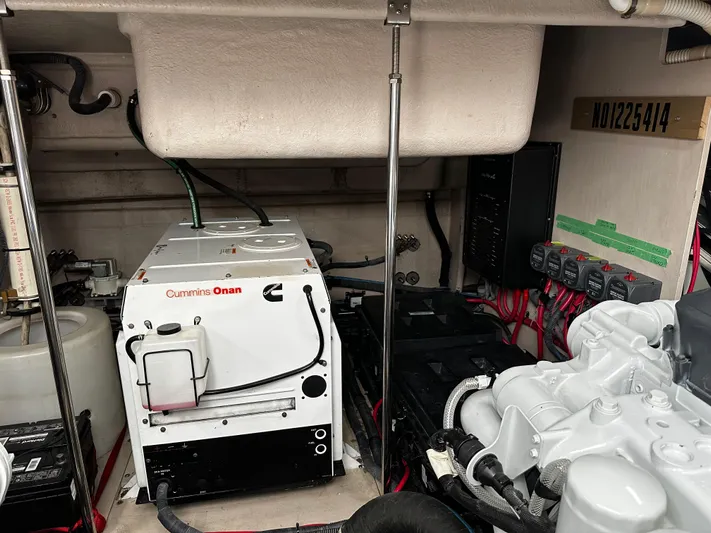 Man O War Yacht Photos Pics 