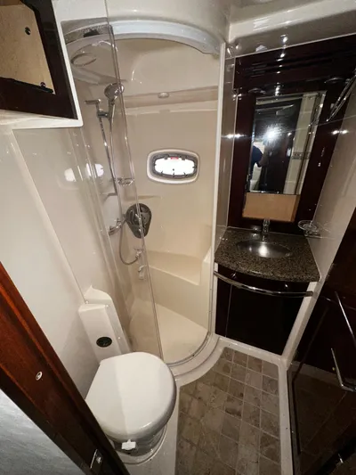 Man O War Yacht Photos Pics 