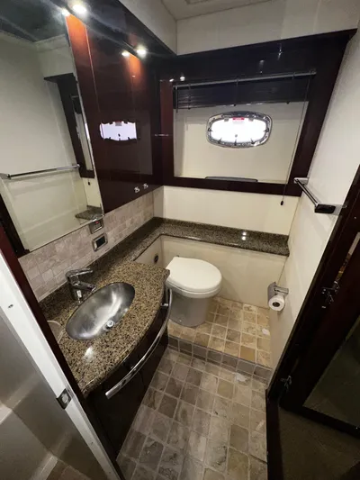 Man O War Yacht Photos Pics 