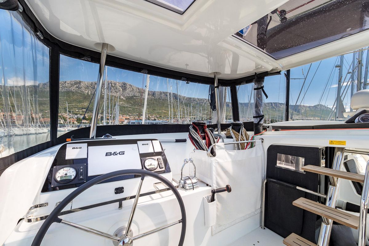 2019 Lagoon 41 
