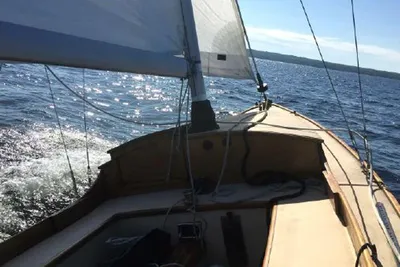 Custom 27' wood sloop
