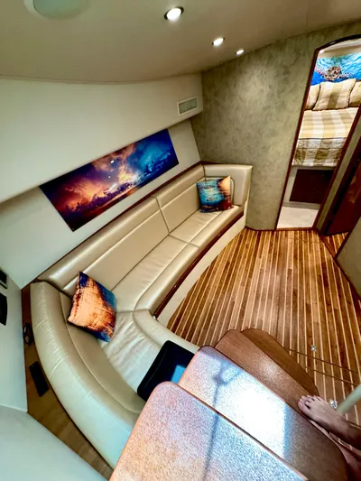 Abigail Yacht Photos Pics 