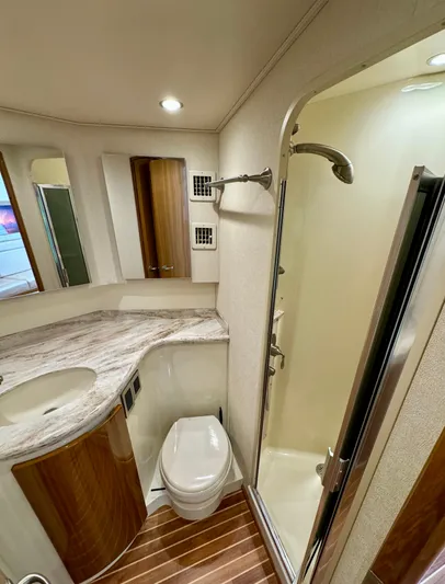 Abigail Yacht Photos Pics 