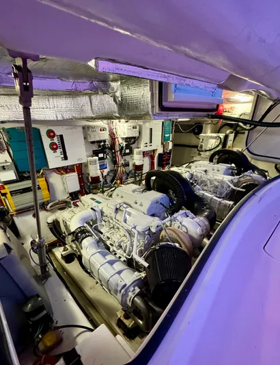 Abigail Yacht Photos Pics 