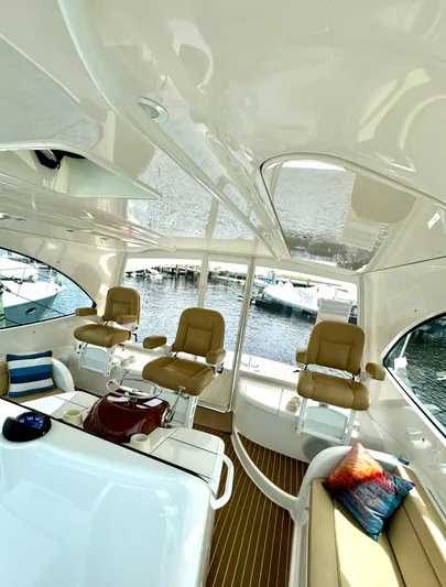 Abigail Yacht Photos Pics 