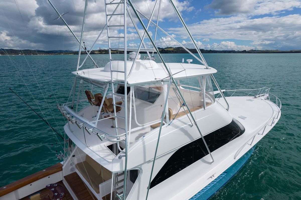2007 Viking 64 