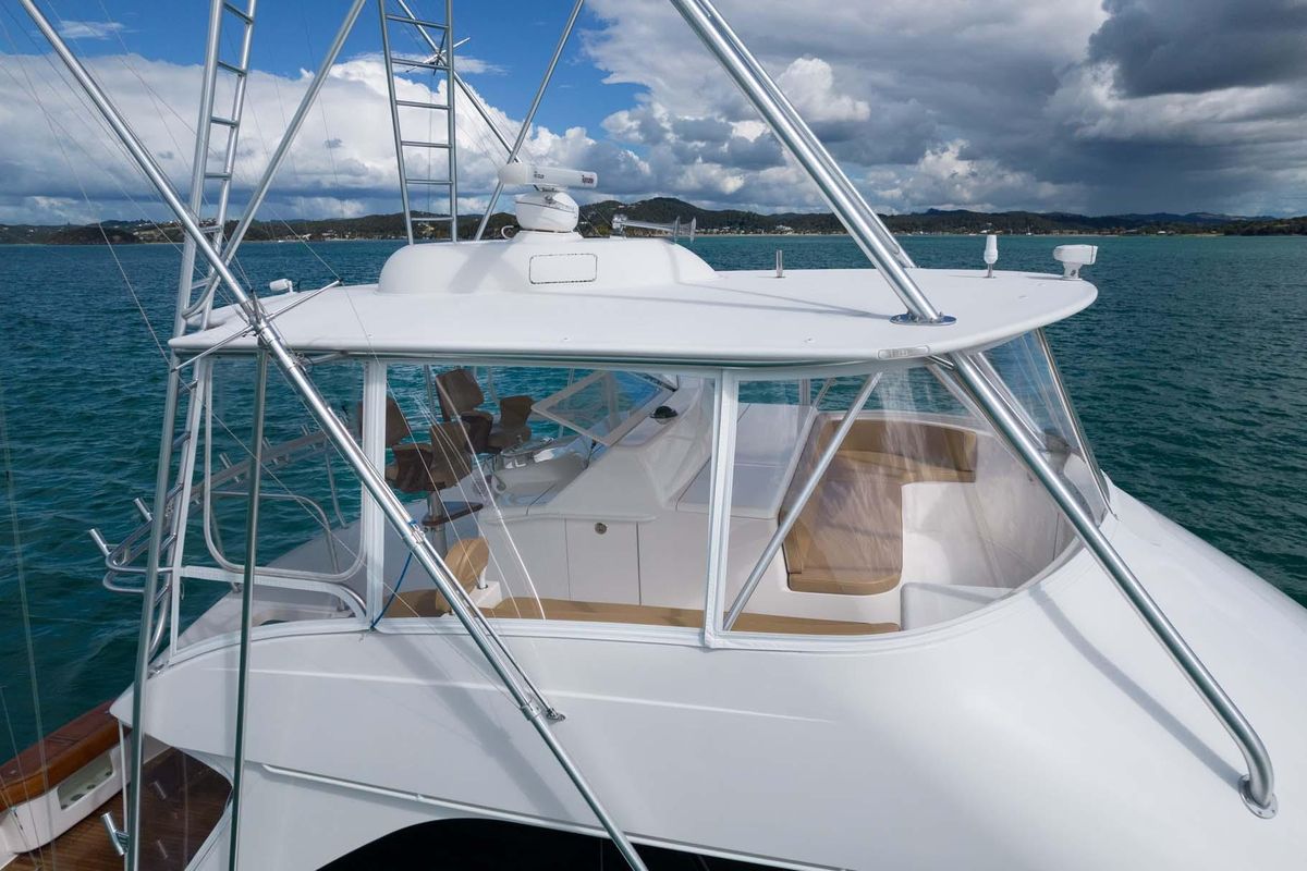 2007 Viking 64 