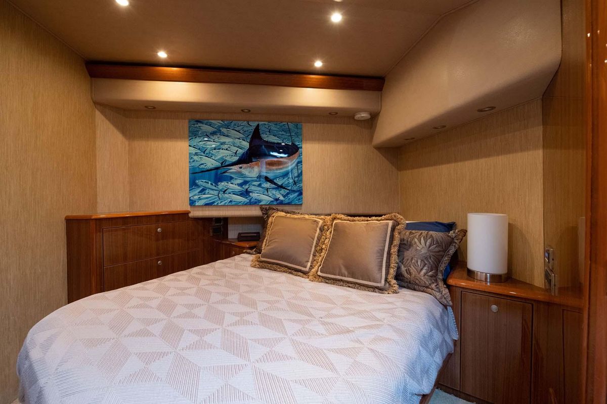 2007 Viking 64 