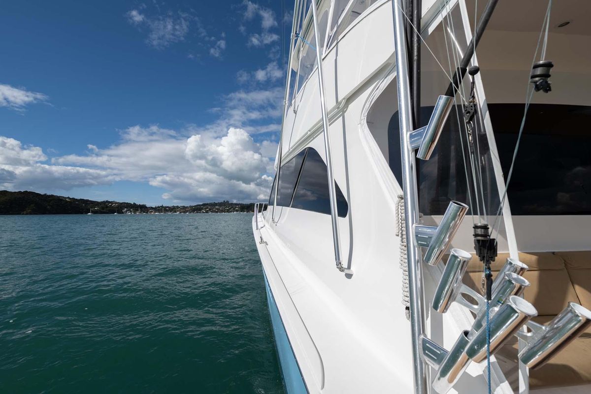 2007 Viking 64 