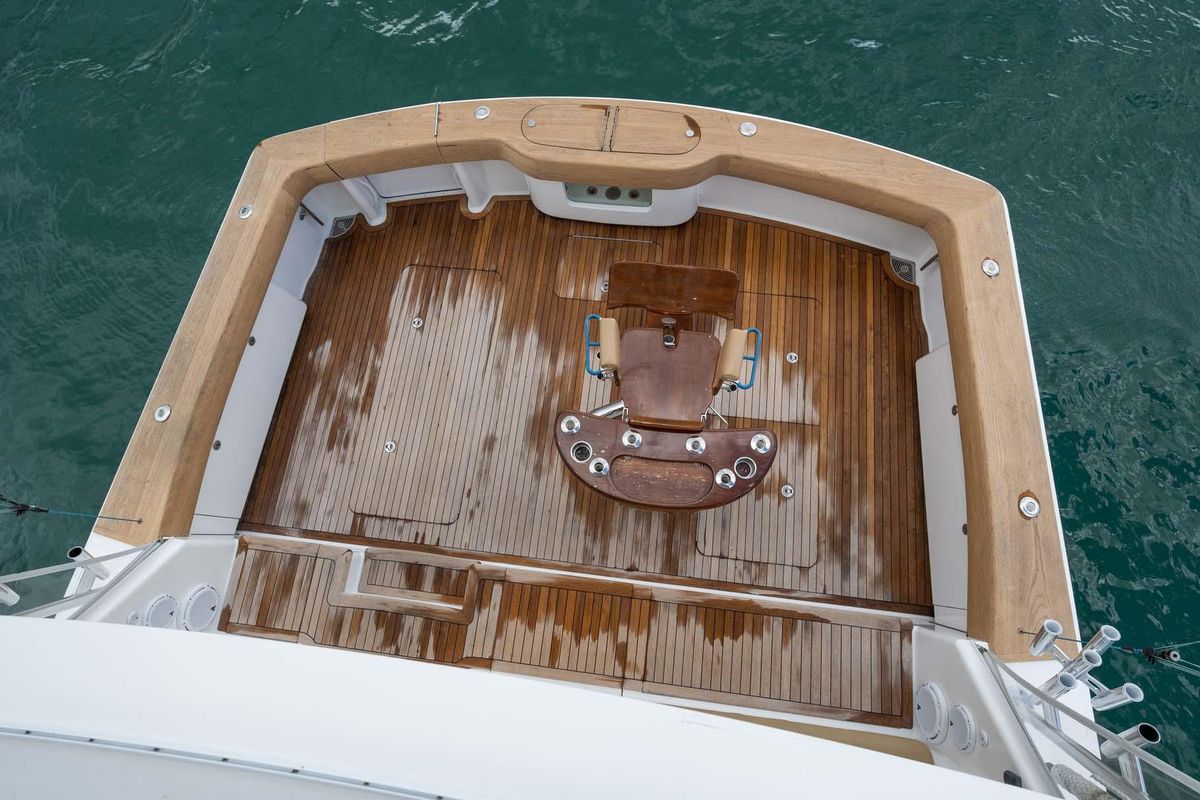 2007 Viking 64 