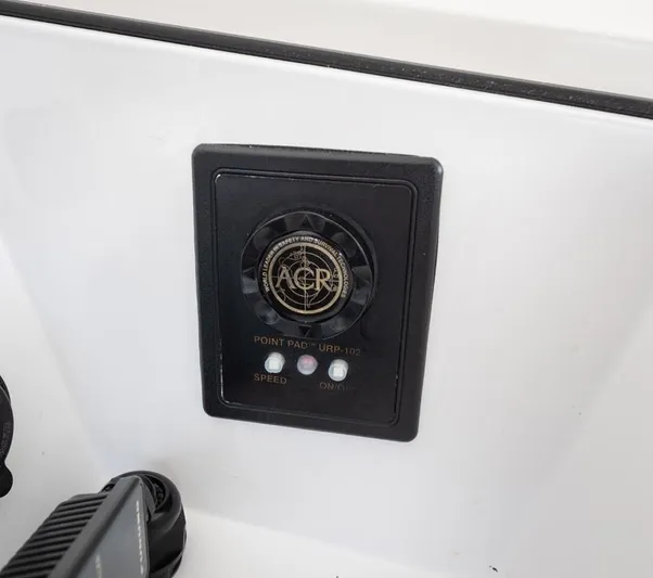 Defiance Yacht Photos Pics 