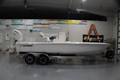 Contender 23 Bay