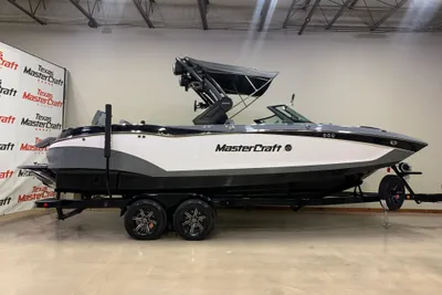 MasterCraft X24