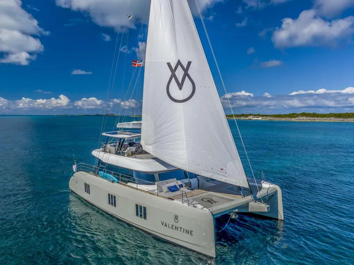 Valentine Yacht Photos Pics 