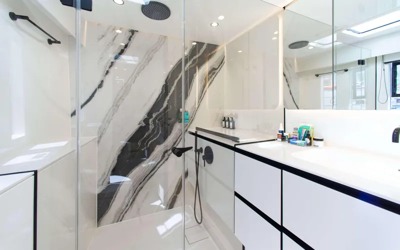 Valentine Yacht Photos Pics 