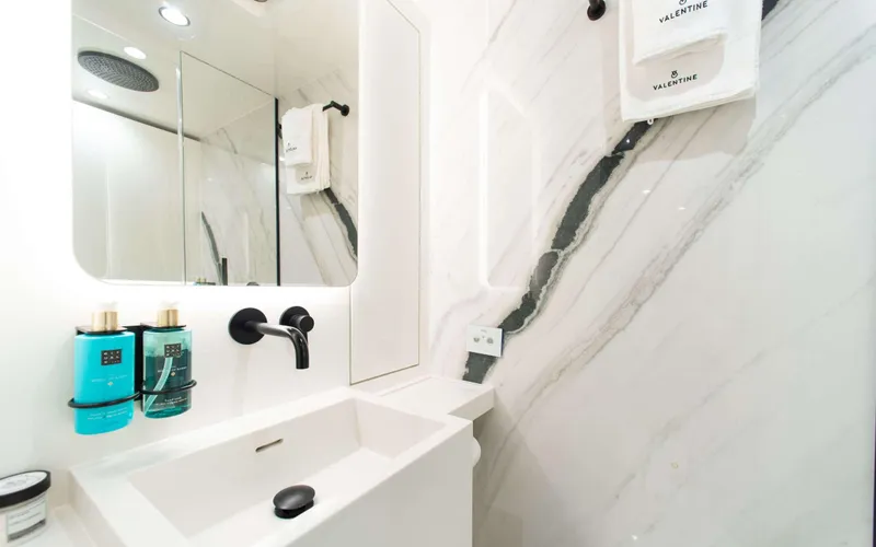 Valentine Yacht Photos Pics 