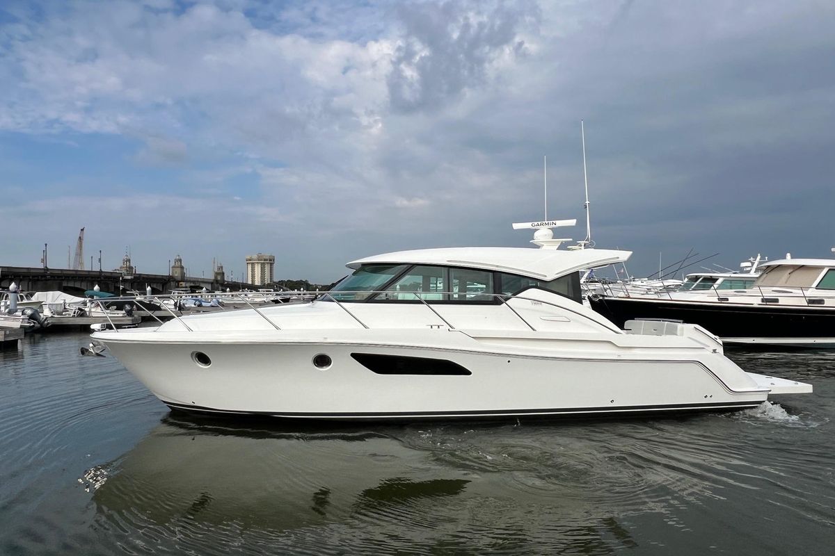 2023 Tiara Yachts 45 