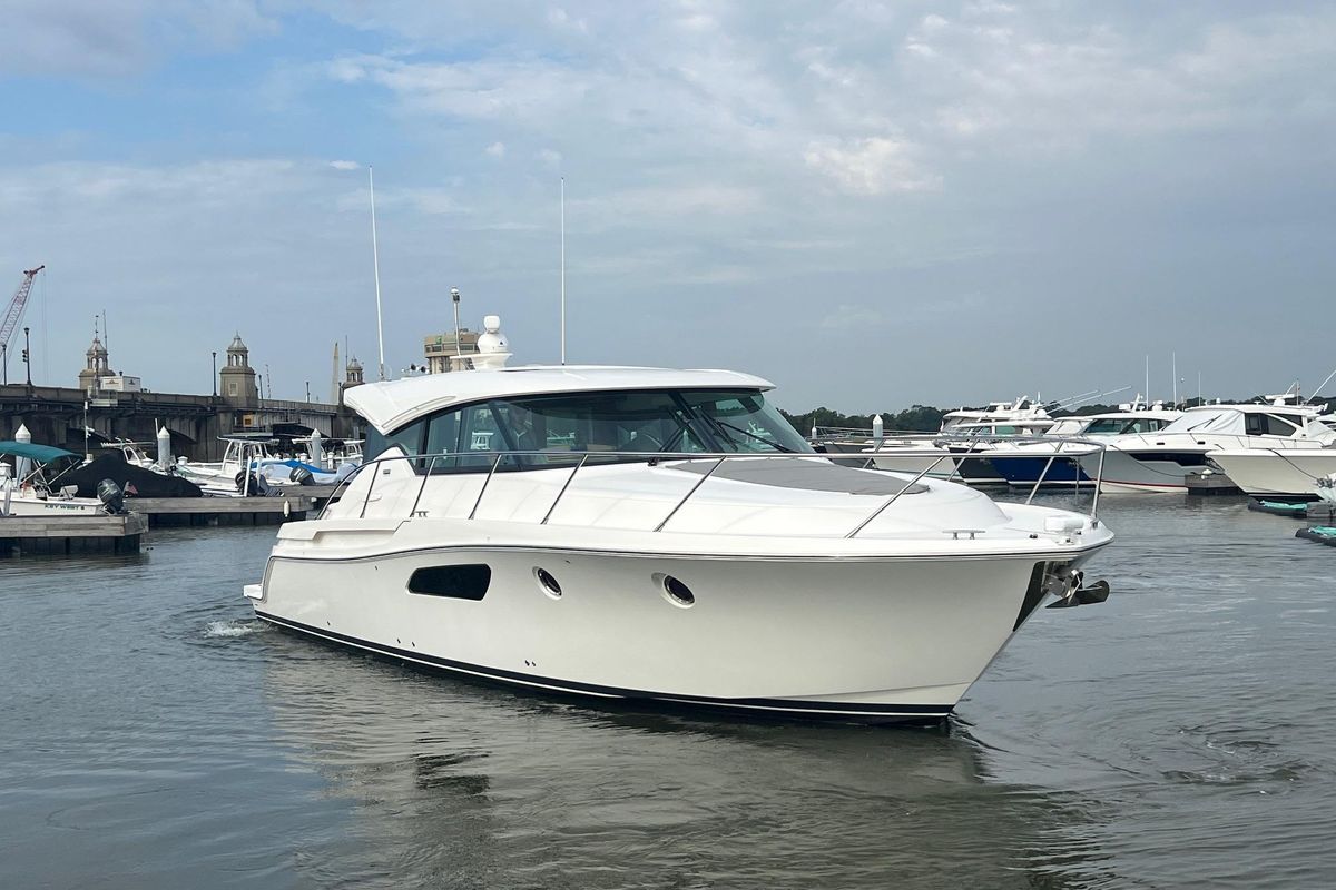 2023 Tiara Yachts 45 
