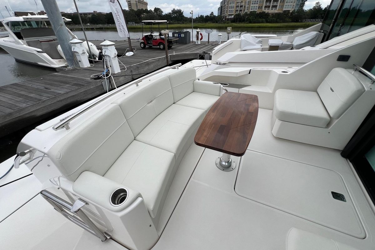 2023 Tiara Yachts 45 