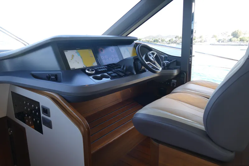 Yacht Photos Pics Interior view of a Princess Y72 yacht helm, model year 2022.