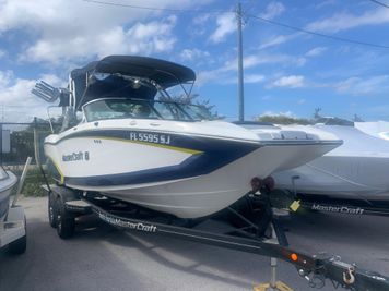 MasterCraft X23
