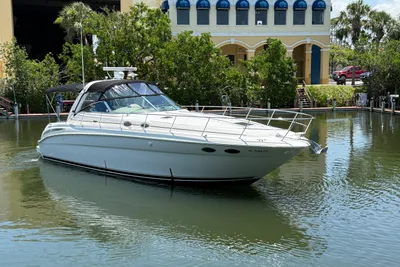 Sea Ray 380 Sundancer