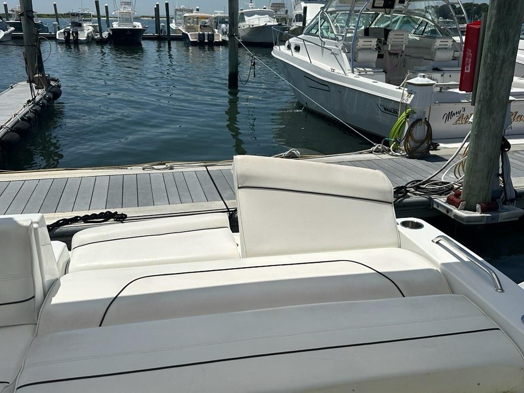 2015 Cruisers Yachts 45 