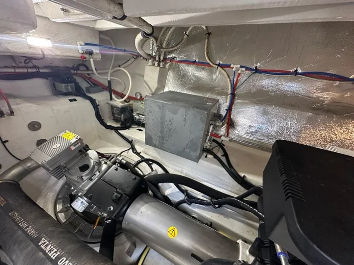 Jubilant Yacht Photos Pics 