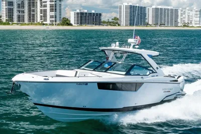 Monterey 385SS Super Sport