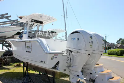 Sea Hunt Gamefish 27 Forward Seating
