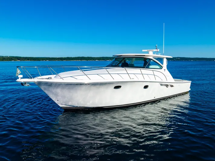 Booyah Yacht Photos Pics 