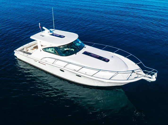 Booyah Yacht Photos Pics 