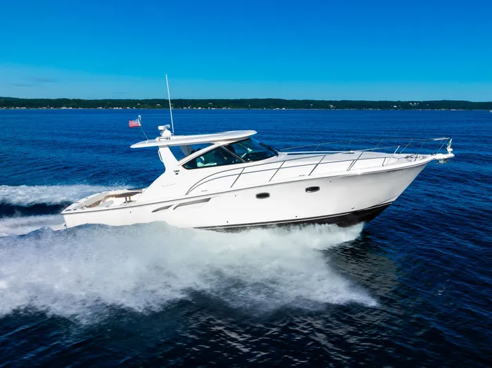 Booyah Yacht Photos Pics 